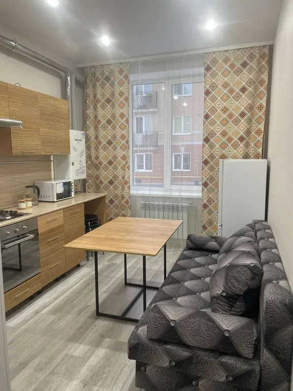 Добро пожаловать в современный, стильный апартамент