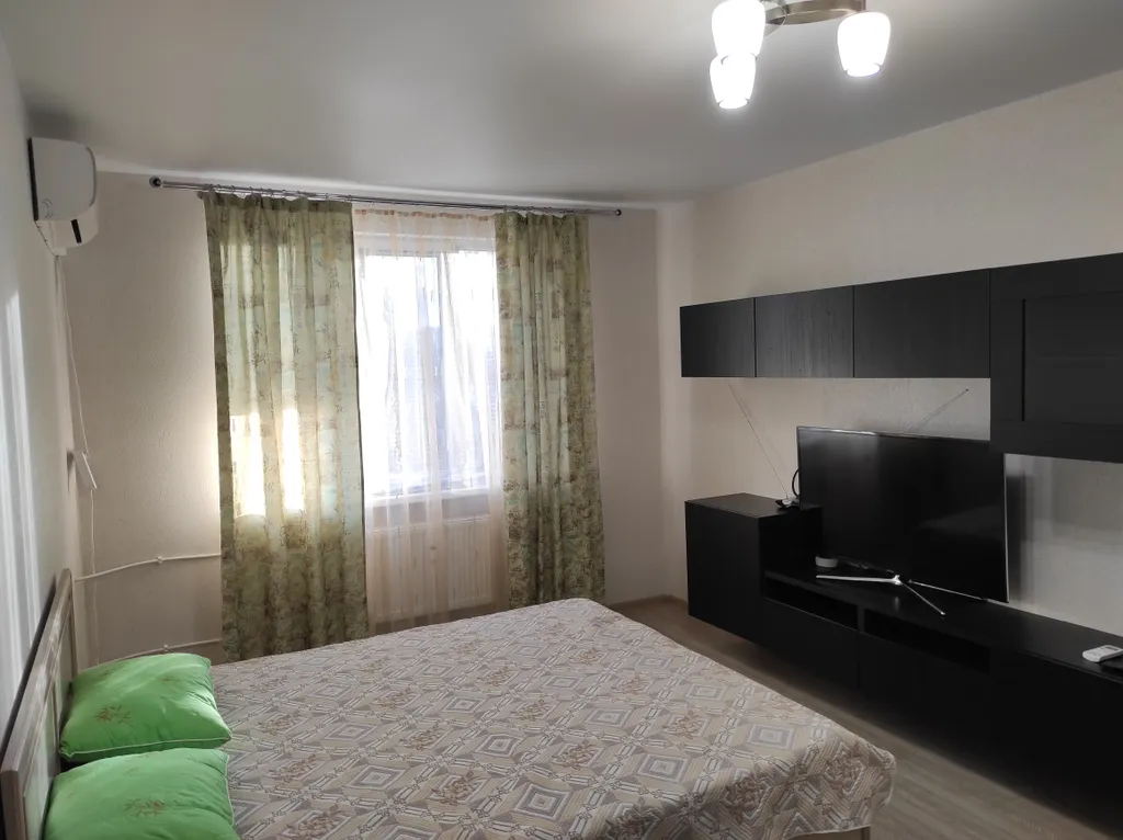 Однокомнатная квартира в ЖК Цветной бульвар — аренда посуточно в Воронеж