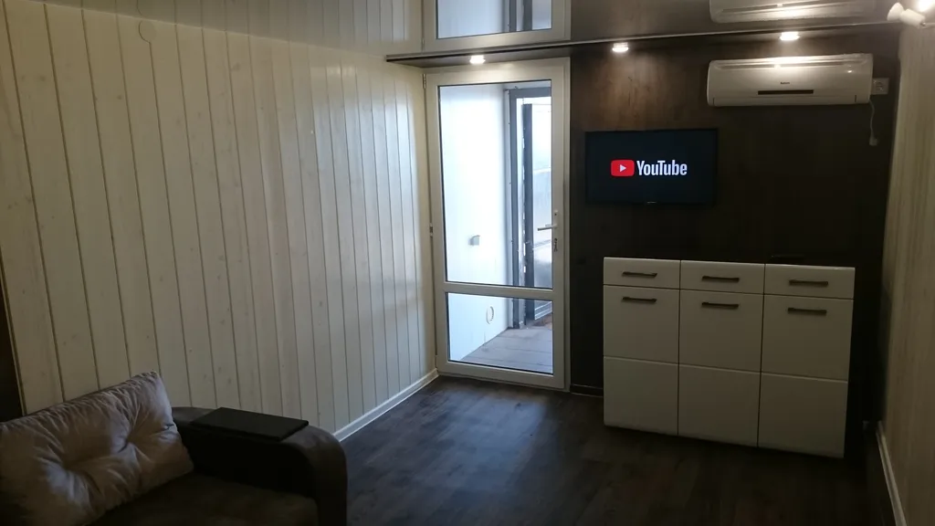 Эллинг на берегу Керченского пролива