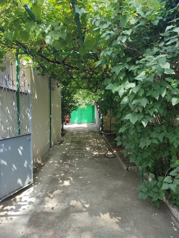 Уютная 1 комнатная квартира в частном дворе