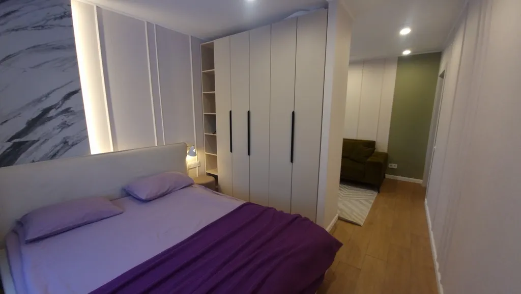 Прекрасная не большая квартира с дизайнерским ремонтом в центре