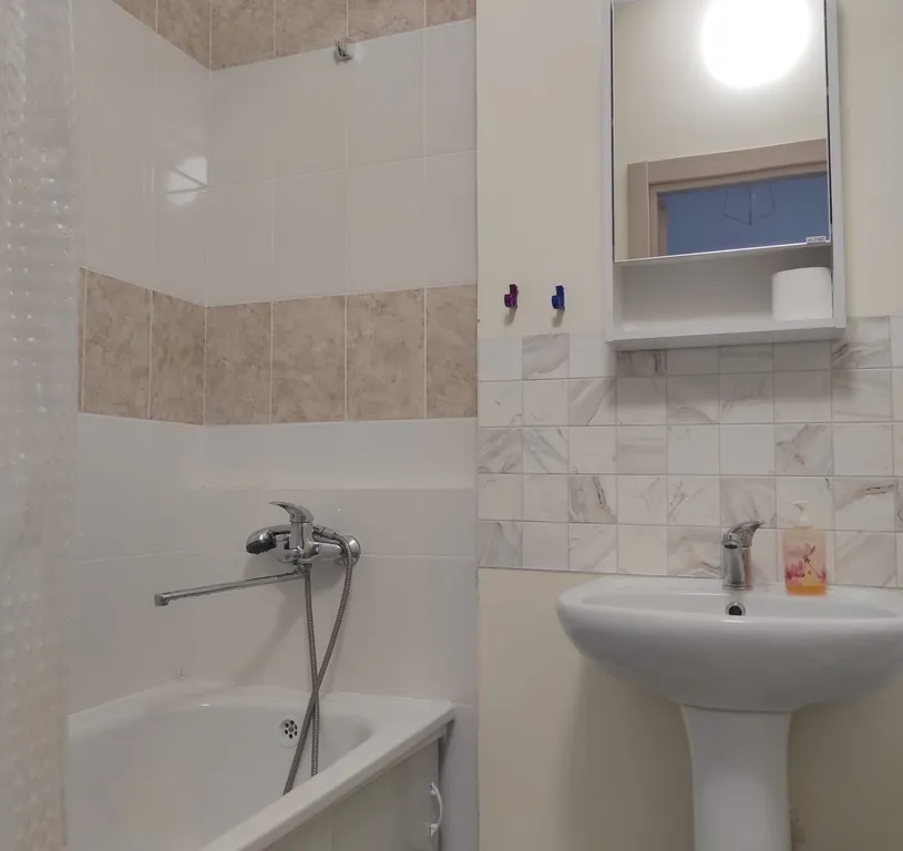 Апартамент у озера