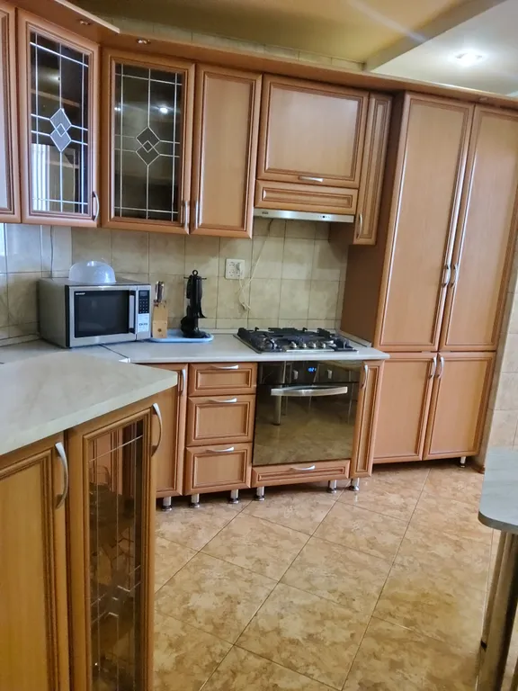 Уютная двухкомнатная квартира между вокзалом и Быхановым садом и ЛД Звездный