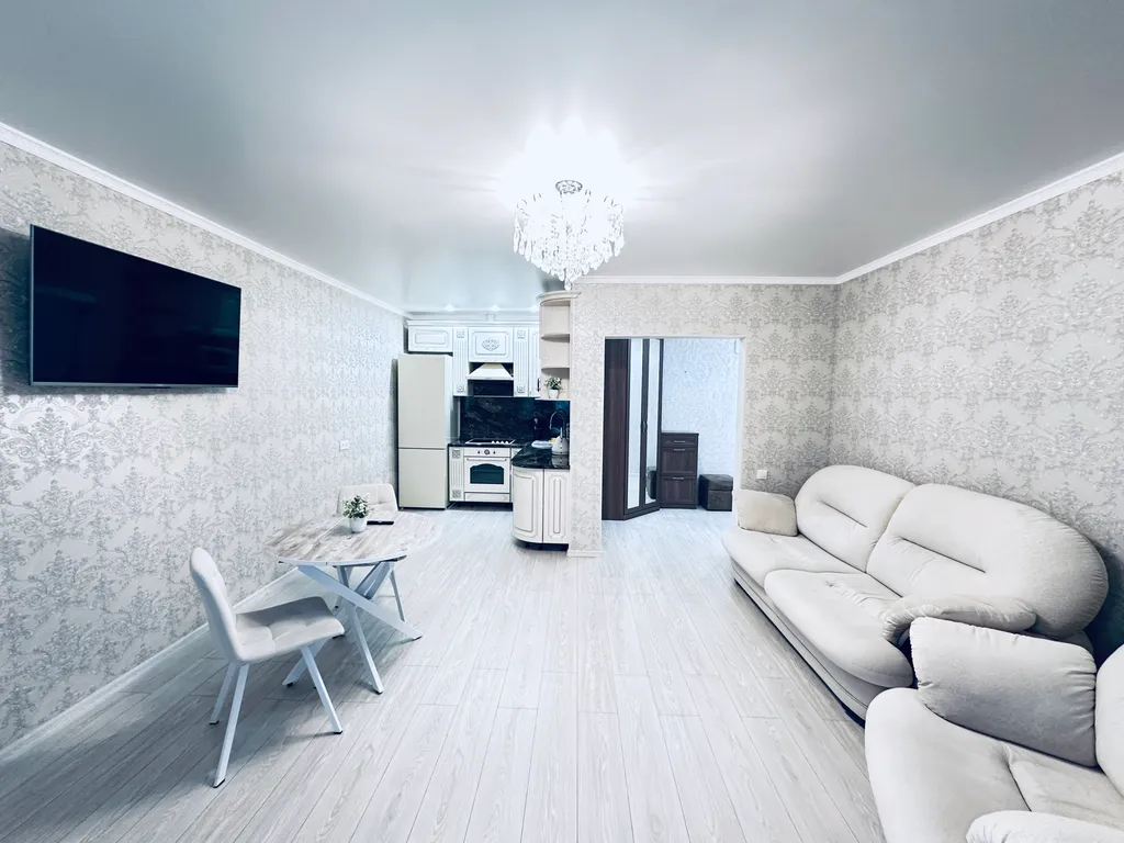 Красивая квартира с хорошим ремонтом и всеми удобствами