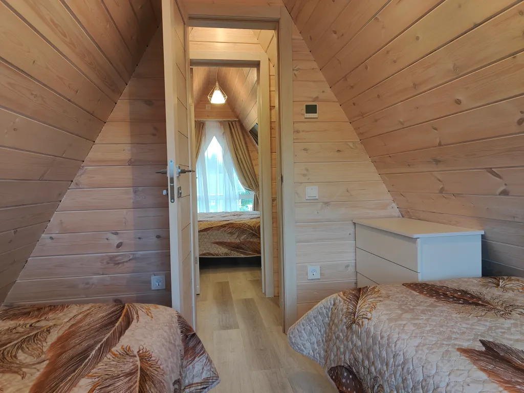 Коттедж Уютный новый Трехкомнатный дом у озера — Ларионово