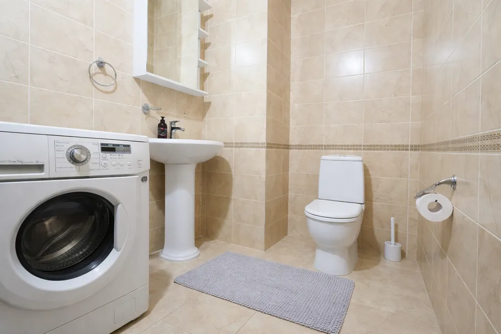 3х комнатная квартира, шикарный вид на байтерек, центр, 3 кровати, диван, 2 санузла