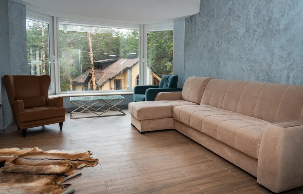 Тепло камина и холод вершин — квартира в ЖК Горная Сказка