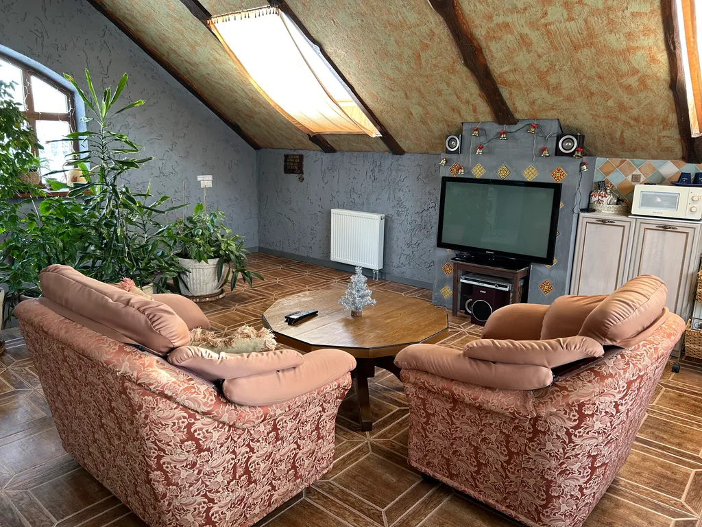 Домик рядом Сорочаны, Волен