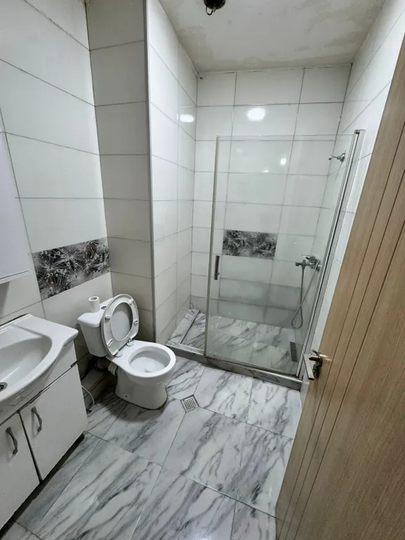 Трехкомнатная квартира у пл. Саакадзе