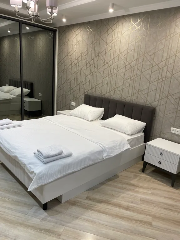 Уютная квартира в элитном доме — аренда посуточно в Владикавказ