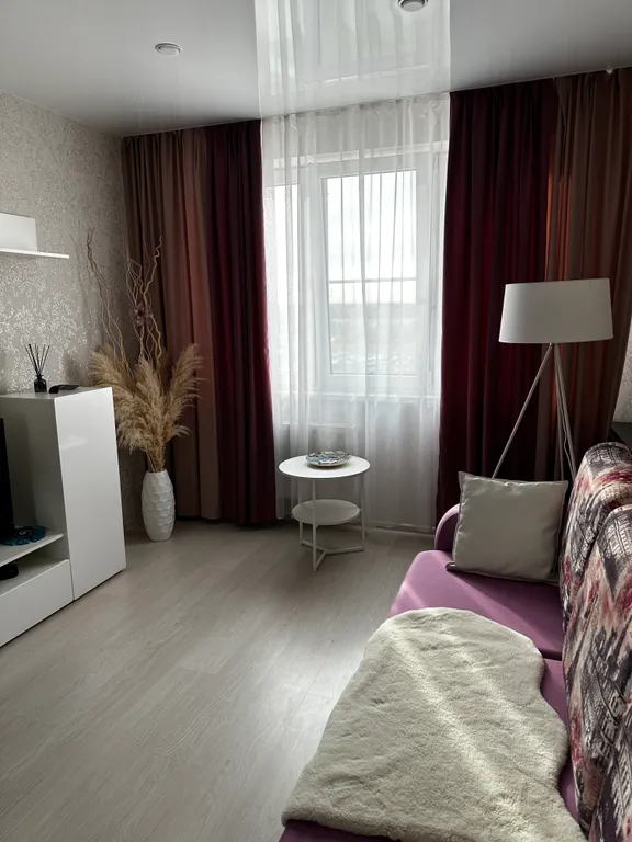 Уютная, светлая квартира — аренда посуточно в Киров