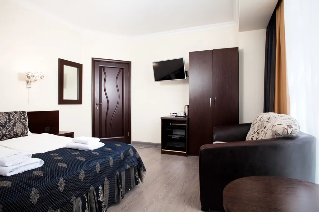 Квартира Квартира Двухместный улучшенный номер с видом на реку и горы — Адлер