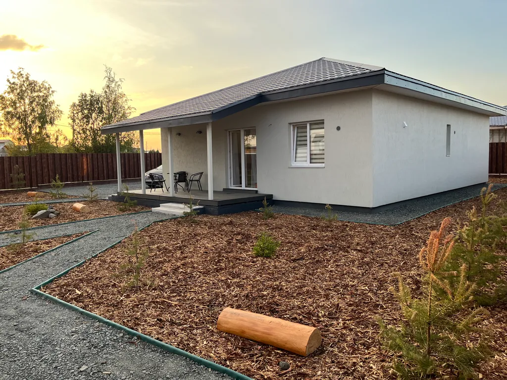 Новый, уютный дом рядом с озером Логмозеро