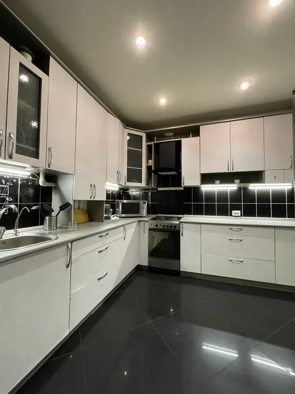 Уютный дом в черте города