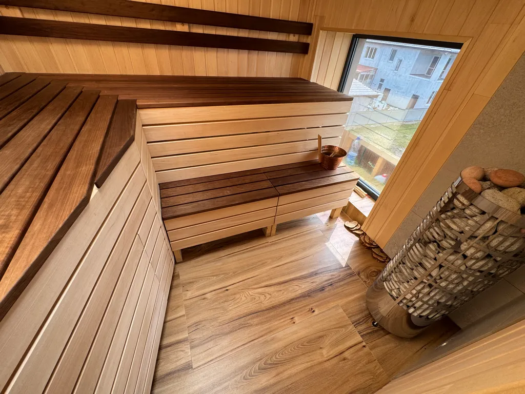 Комната у моря через сосновый бор