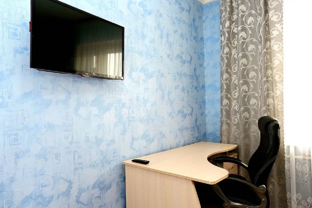 Квартира Тёплая солнечная квартира у автовокзала — Омск