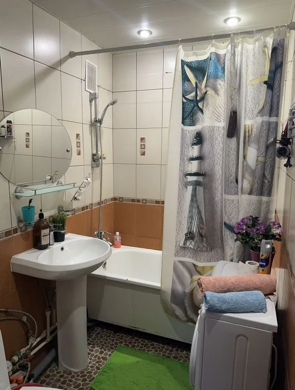 Семейная, тихая, тёплая квартира рядом с ЖД вокзалом