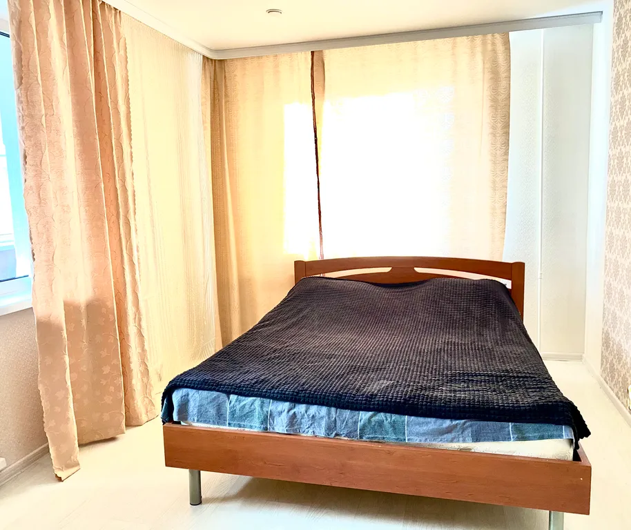 Квартира у МНТК