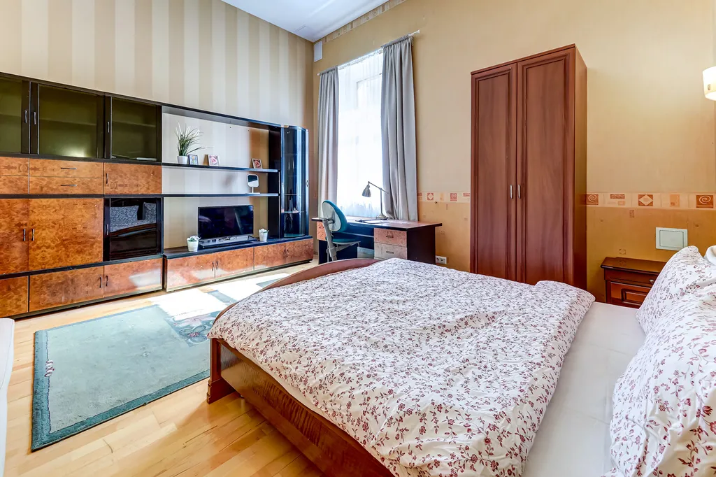 Art Square Apartment