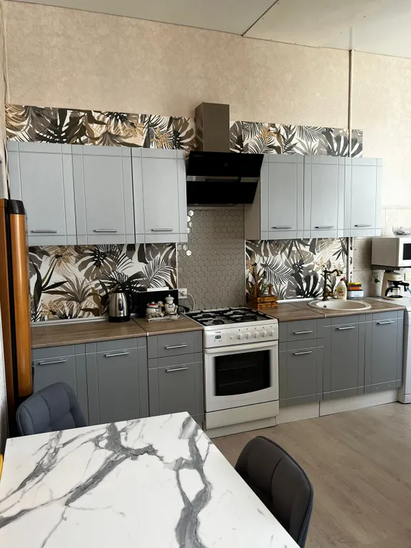 Атмосферная квартира в дореволюционном доме в центре