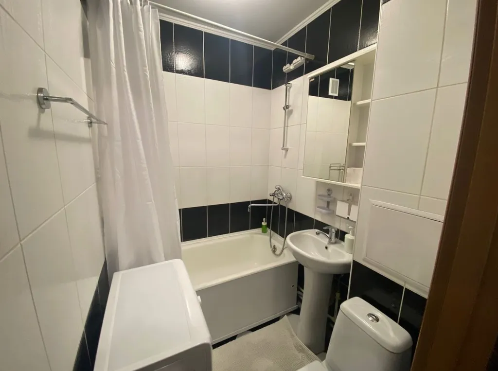 1-комнатная квартира рядом с Бульваром Героев, институтом ФСИН