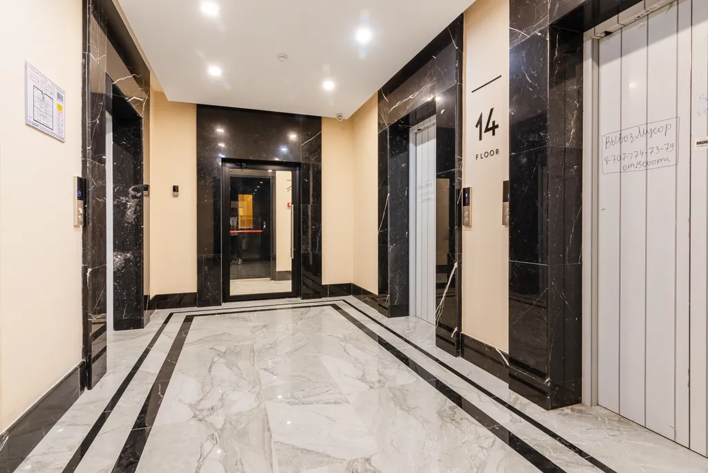 Центр города 2-х комн  квартира с дизайнерским интерьером Жк Альфараби