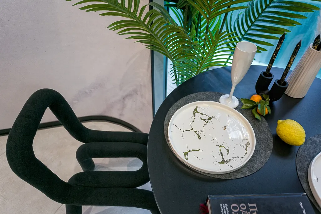 Апартаменты у моря с террасой свой пляж и бассейн в 2 минутах пешком