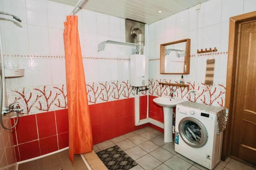 Двухэтажный коттедж №3 у озера