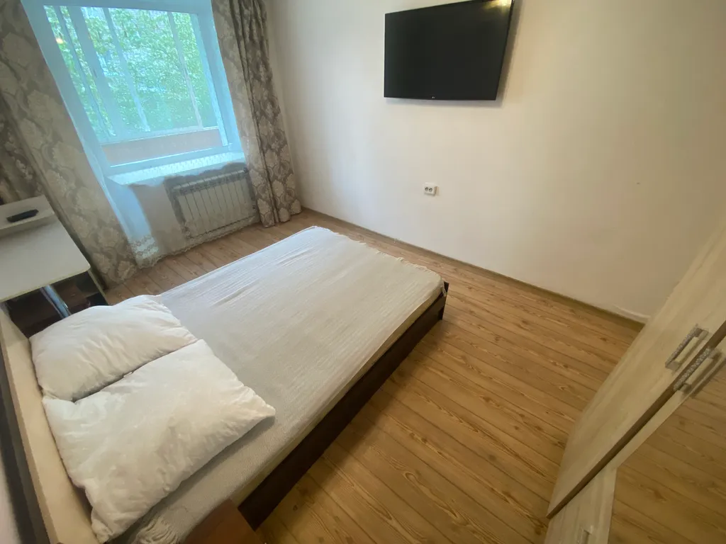 Уютная евро-двухкомнатная квартира возле Забижд