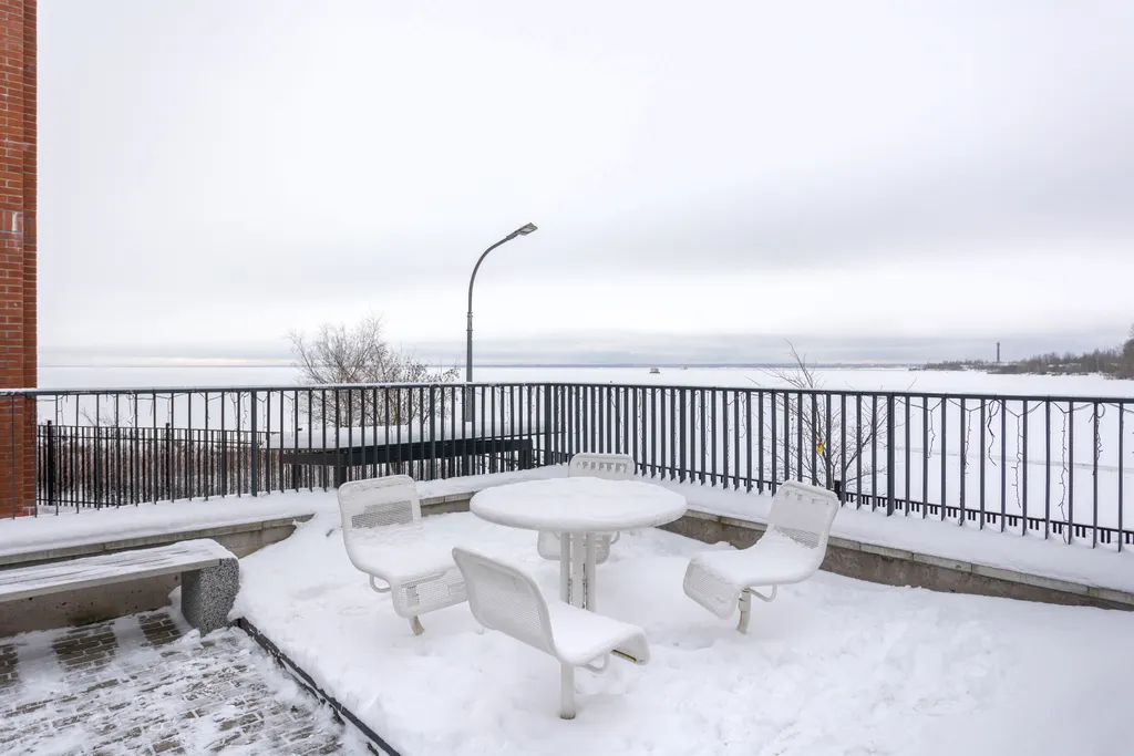 Квартира Квартира Prudius Apart в Кронштадте с кондиционером у пляжа — Кронштадт