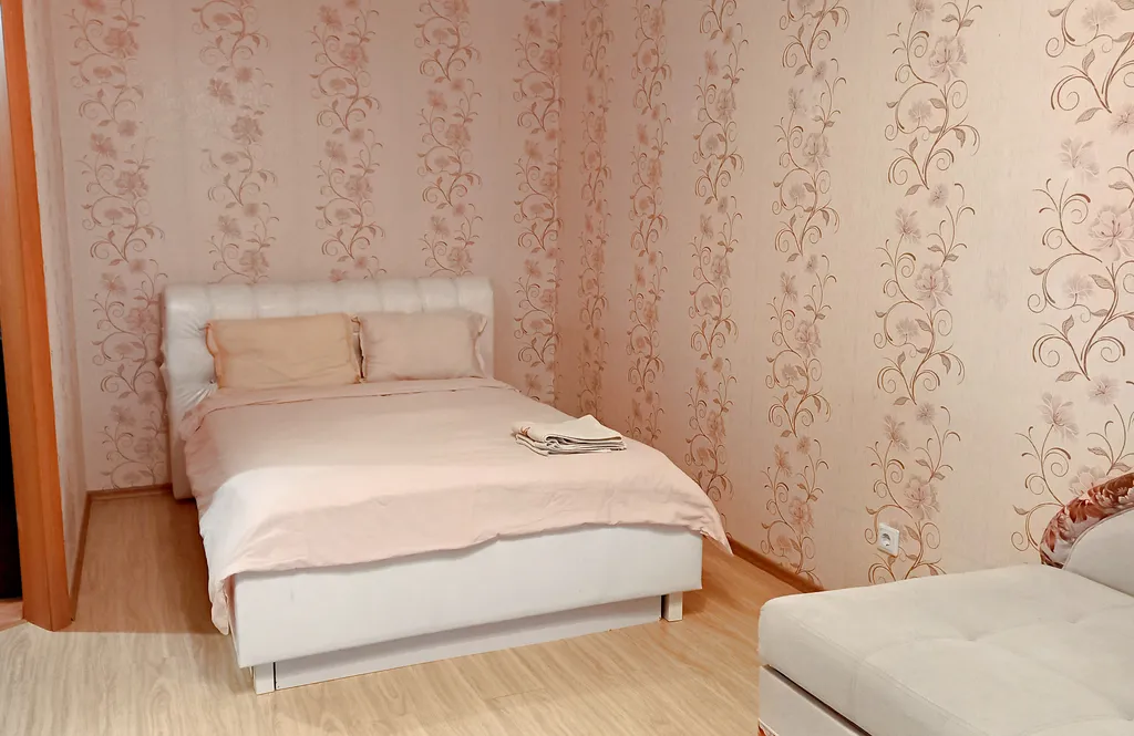 Квартира в микрорайоне Европейский — аренда посуточно в Екатеринбург