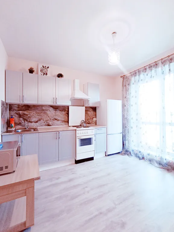 РМК Арена, Тополинка, венозная клиника на Кашириных