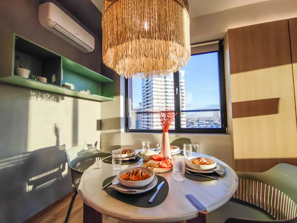 Квартира в небоскребе Тихомиров