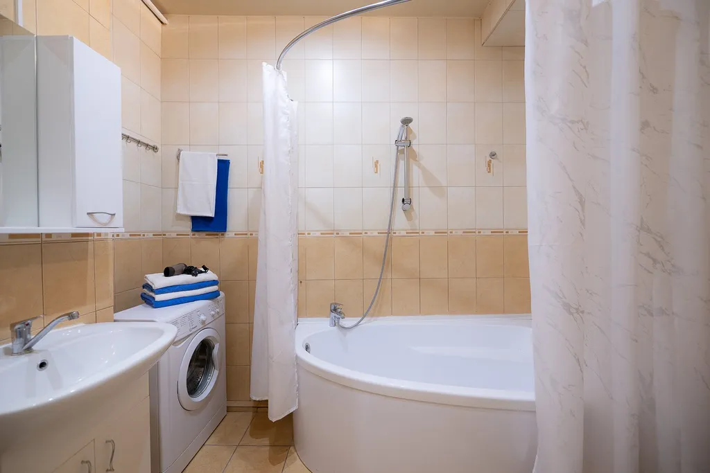 На площади Революции