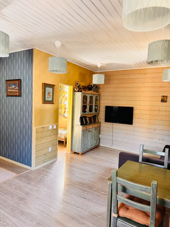 Коттедж Домик под соснами в Свирском — Лодейное Поле