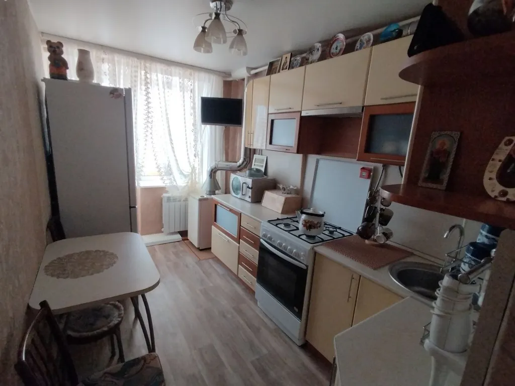 Уютная двухкомнатная квартира в центре села