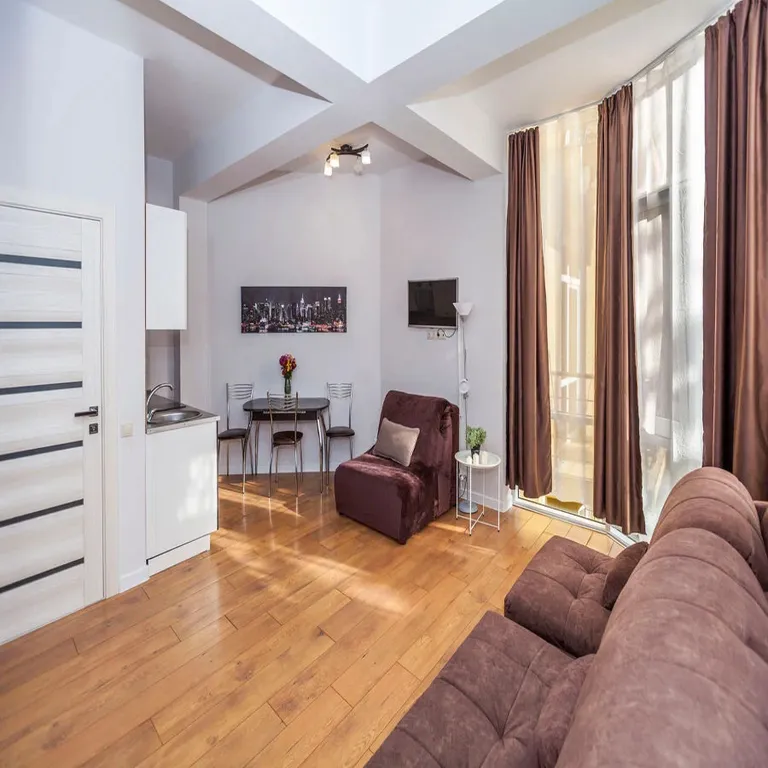 Квартира Квартира Просторная студия у моря с теплым бассейном — Сириус