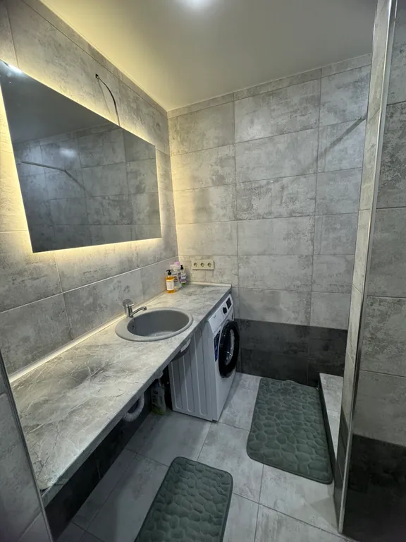 Квартира Просторная 3-комнатная квартира — Кущёвская