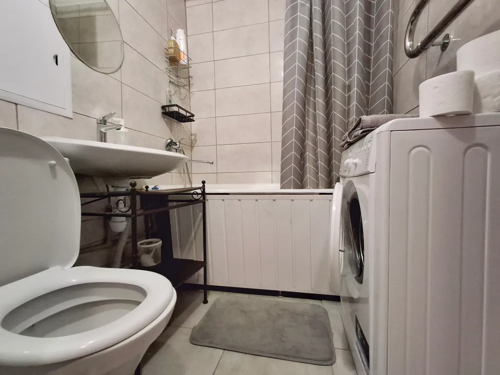 Квартира в 7 минутах от вокзала, своя парковка, Wi-Fi, заселение 24/7