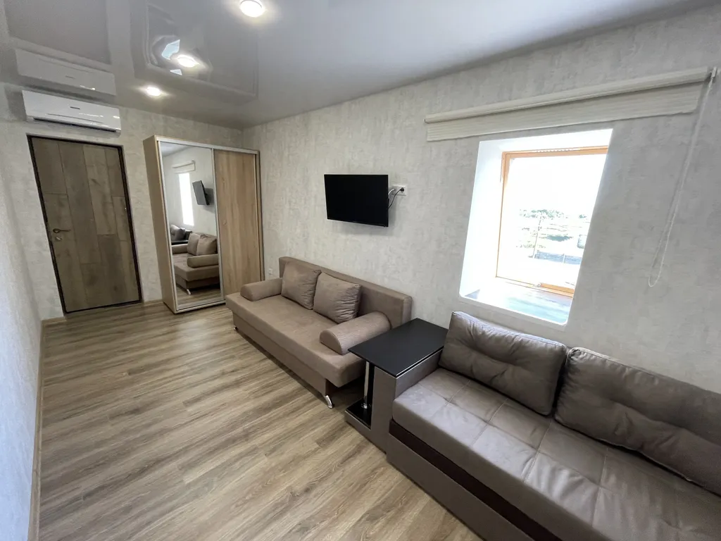 Семейный 6 спальных мест, 2 комнаты