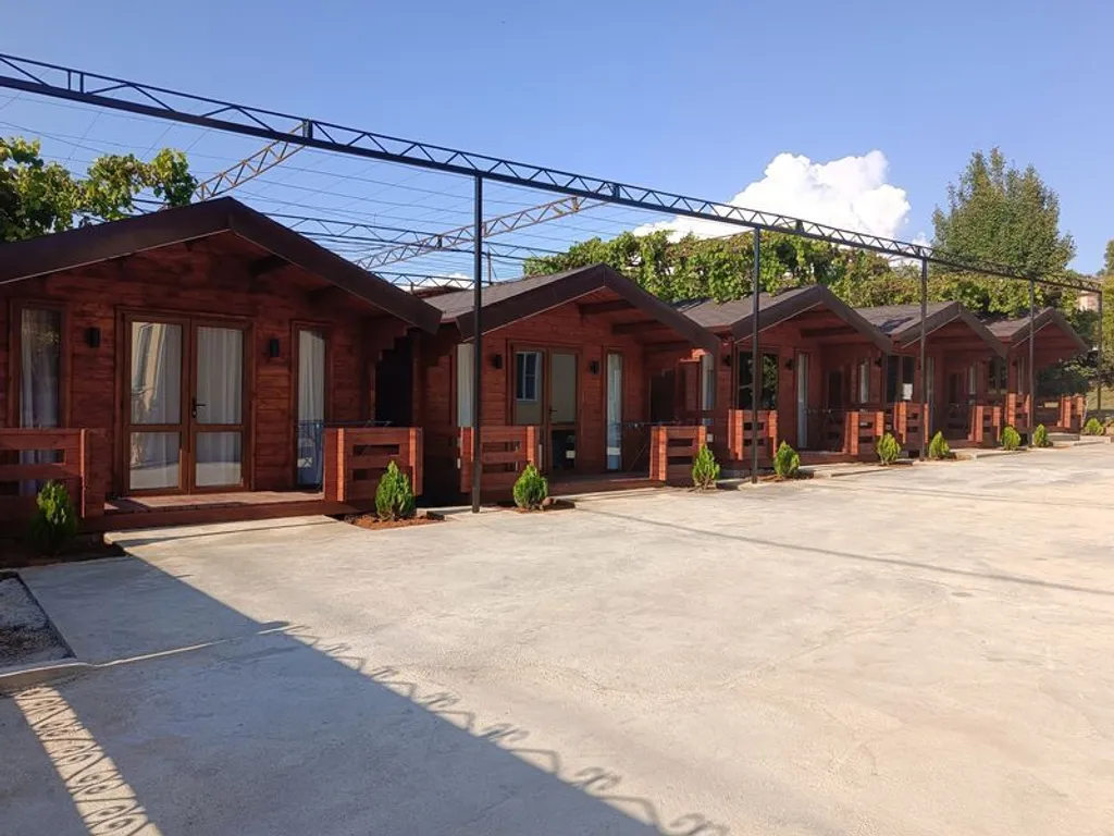 Уютный четырёхместный коттедж с удобствами — аренда посуточно в Гудаута