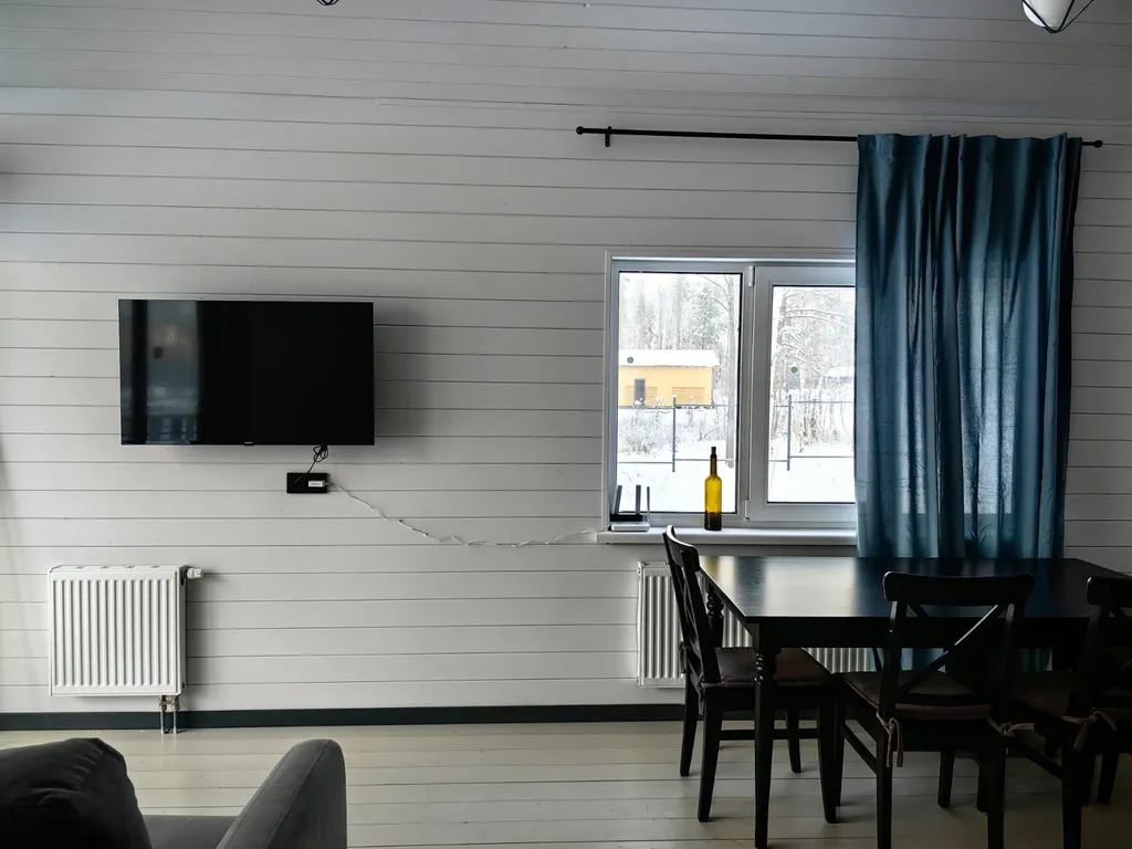 Коттедж Дом с видом на озеро — Приморск