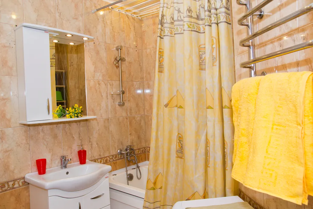 Квартира рядом с вокзалом и Иртышом