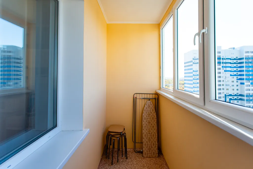 Большая 1-комнатная квартира на пересечении Терешковой и Победы