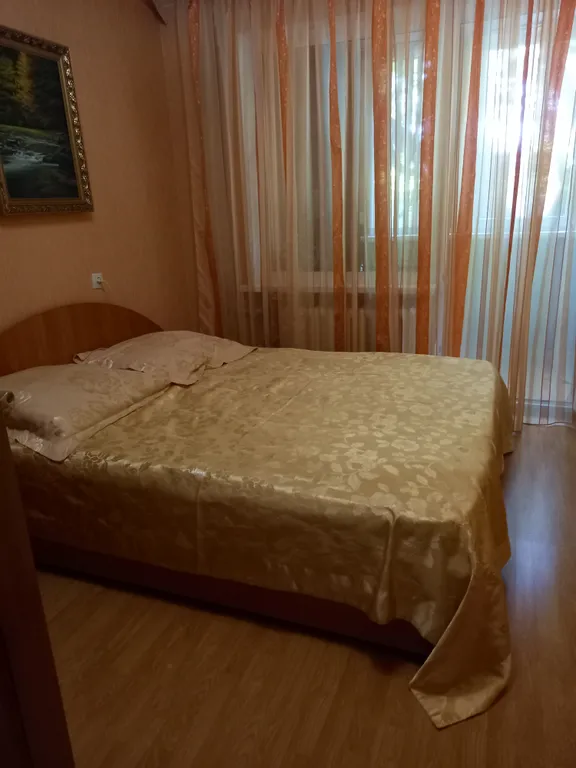 Квартира центре города, рядом клиника 3Z — аренда посуточно в Ессентуки