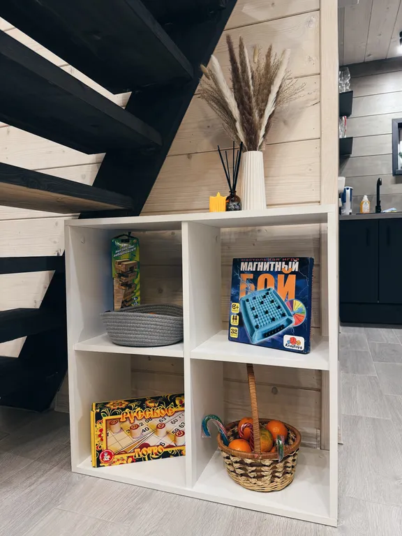 Домик в шалаше в деревне