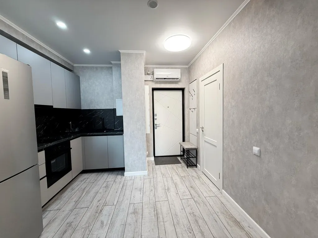 Евро-двухкомнатная квартира с видом на море Монако