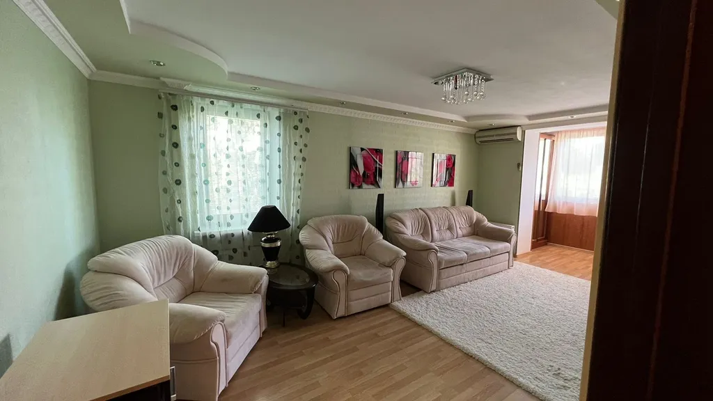 Современная люкс квартира в 3 минутах от моря