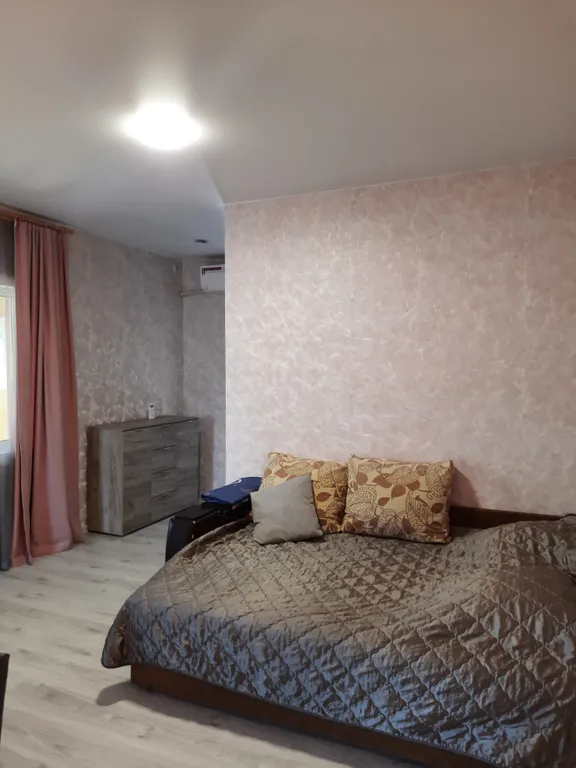 Сдается второй этаж в двухэтажном доме с большой мансардой