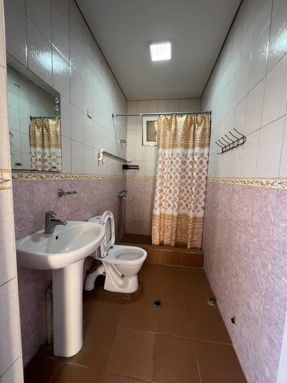 Эконом трехместный